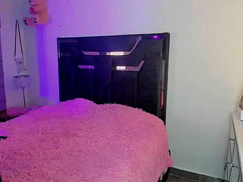 Megan-foxxx- webcam