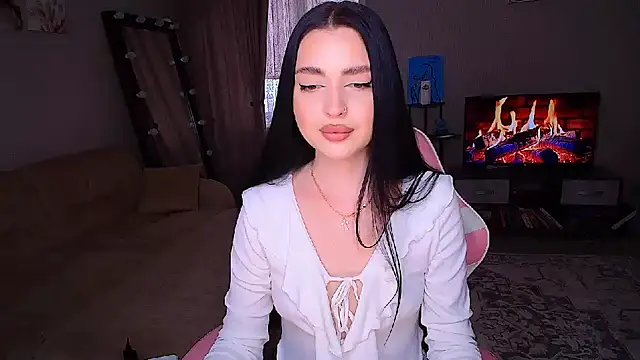 yoursLina webcam