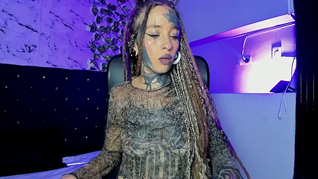 Lucy_Doll8 webcam