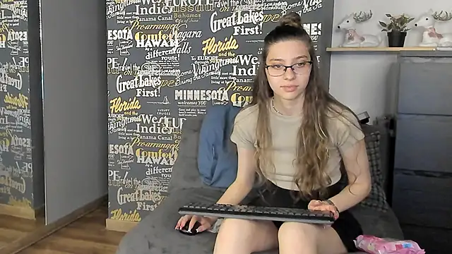 RavennBliss webcam