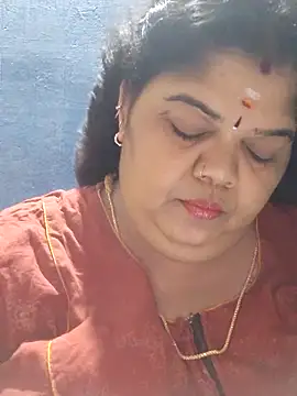 tamilthanushri webcam