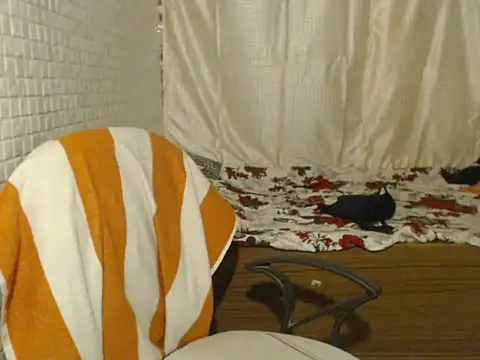 Oh_Maya webcam