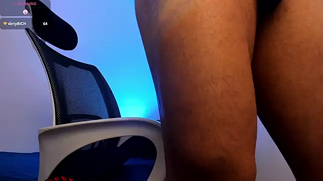 LiamReigns_ webcam