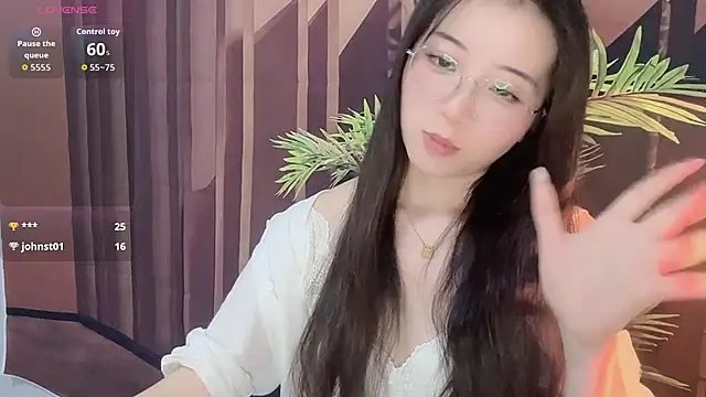 77-Vicky webcam