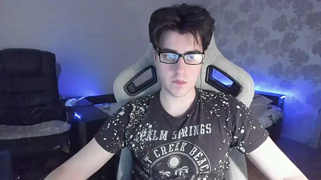 Knuckles17 webcam