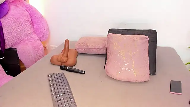 ArianaBlackk webcam