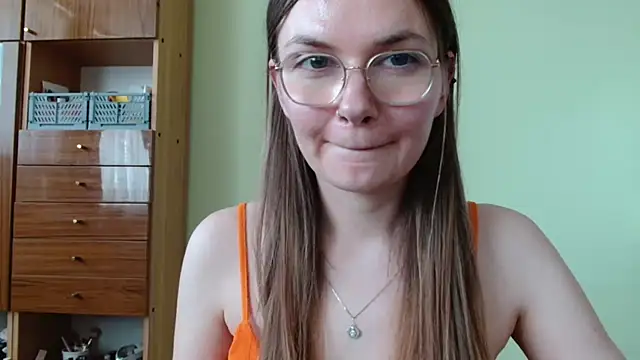 LooveELLYx webcam