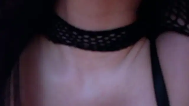 Julieta_Russell webcam