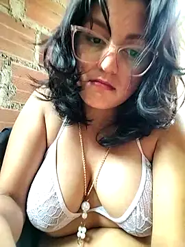 sienna_elara webcam