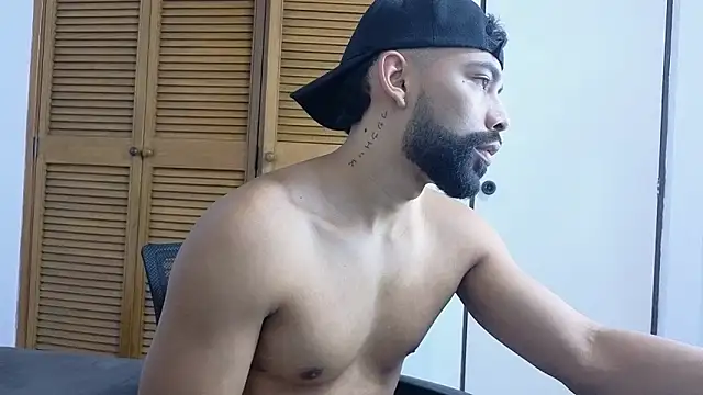 Blade_millerr webcam