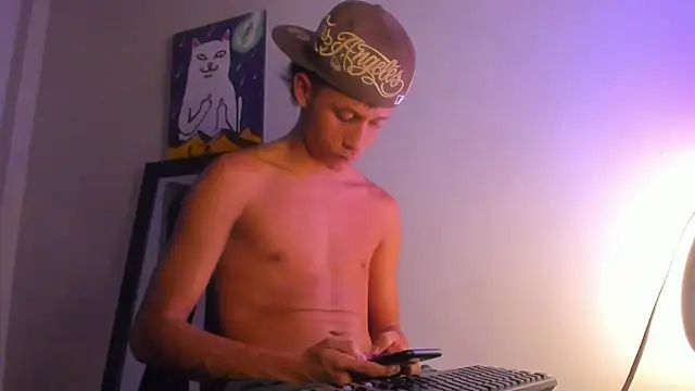 Ryan_latin webcam