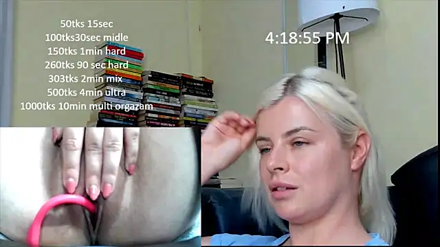 queenofthenighttt webcam
