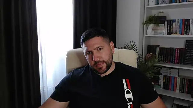 Gold_Alpha_Boy webcam