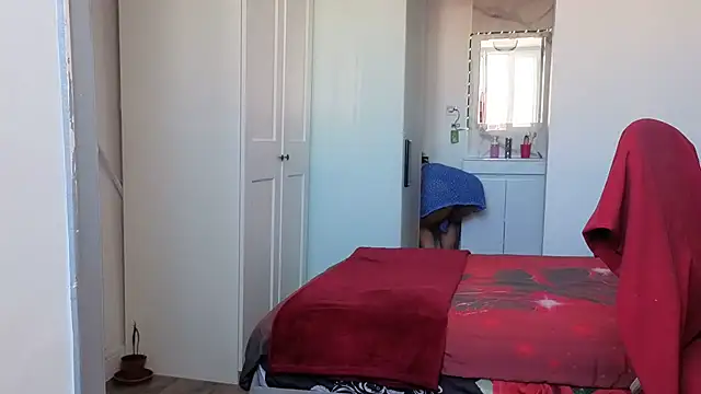 HotSpicyGujju webcam
