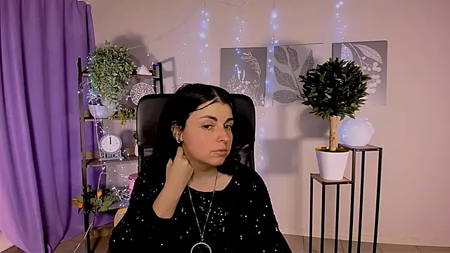 MartaEdams webcam