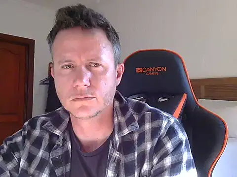 TroyDieselXXX webcam