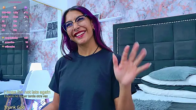 Raven_Gloomy webcam