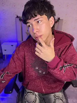 kaelwolf_tay webcam