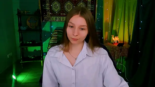 JulieDaniel cam2cam chat room