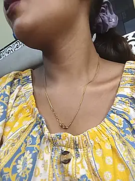 Marathi_gavtami live shaved cam