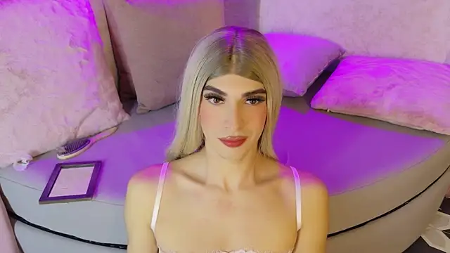 PerlaRogerss_ webcam
