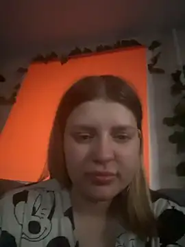 AnikaXRose webcam