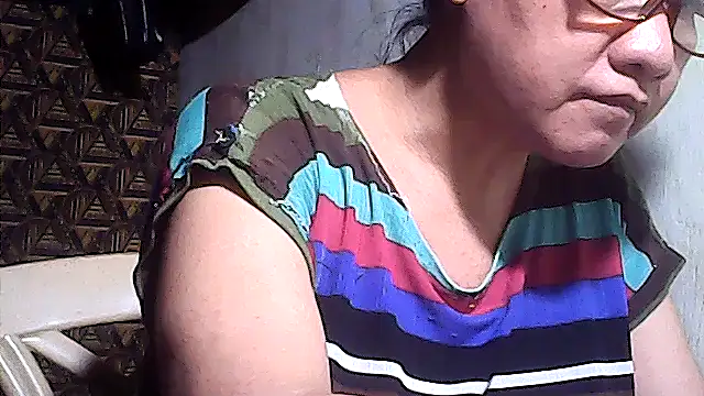 sweetsosie18 cam to cam room