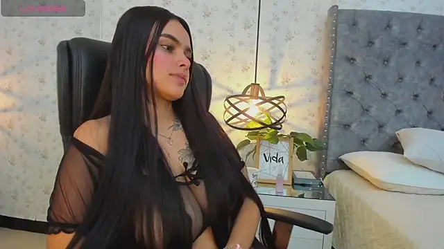 chloeharper_ (F teen) - spank ass x 10 🍑