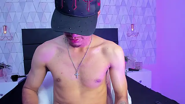 tysonriggs (M twink) - put hardcock