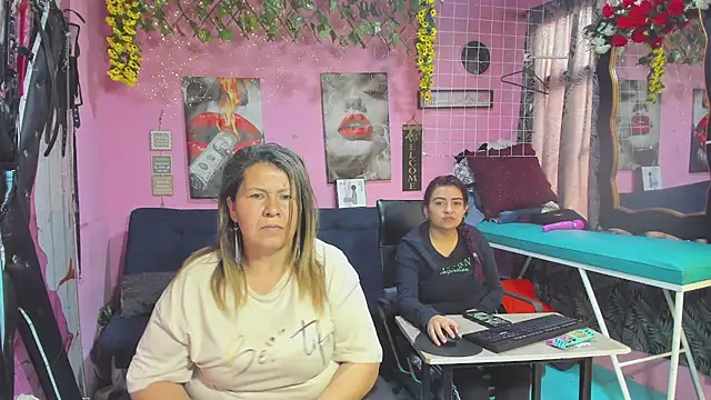 lesbiancuple webcam