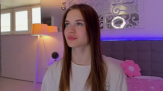 LuisaClover webcam