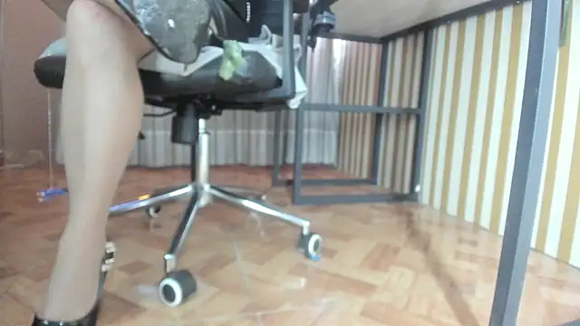 Scarlett_Barnes webcam