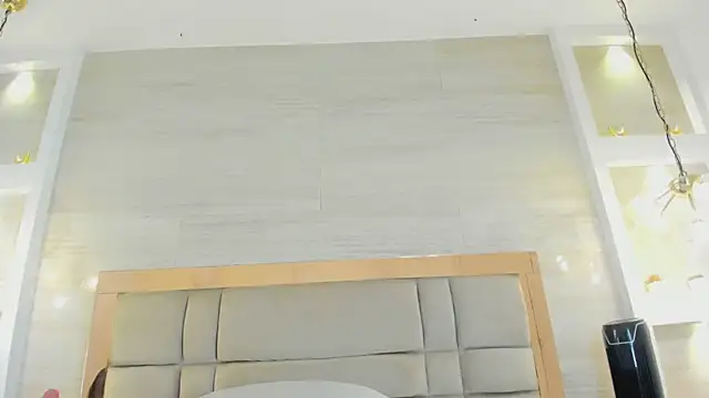 chloe_murray webcam