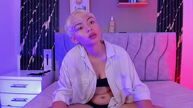 tefi_meow_ webcam