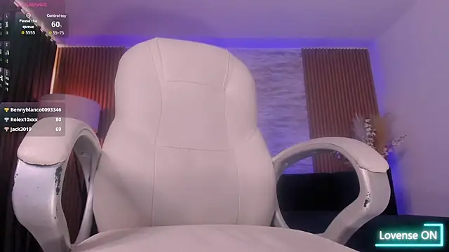 ANGIE-SMITH webcam