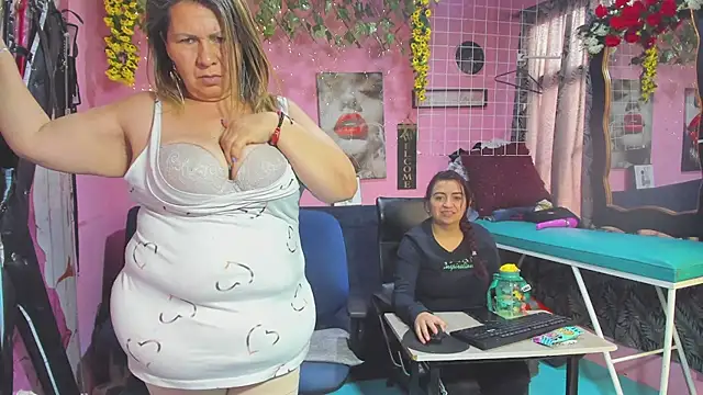 lesbiancuple webcam