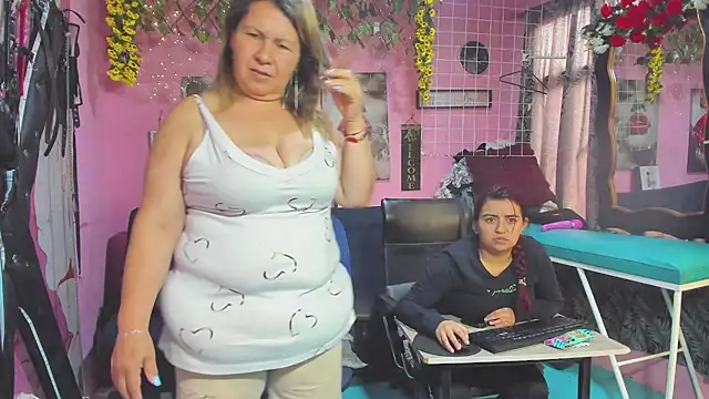 lesbiancuple webcam