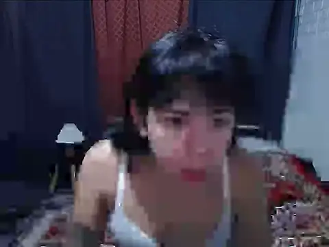 BriannaCruz24 live cam