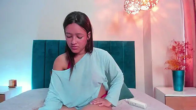 FreyaCameron webcam