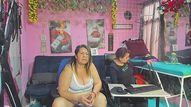 lesbiancuple webcam