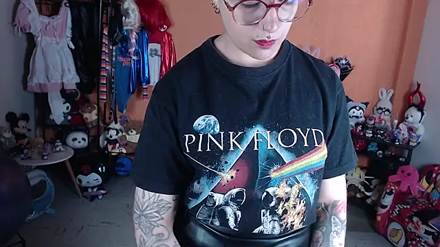 MissMiia2 webcam