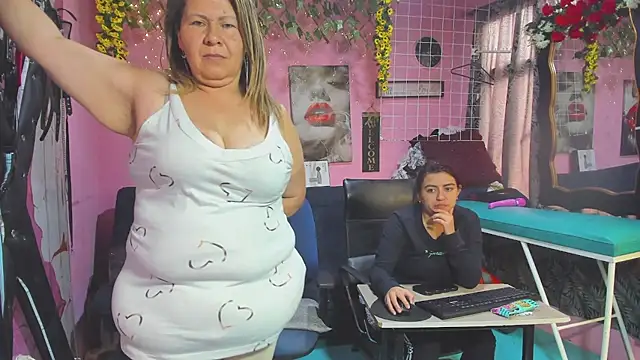 lesbiancuple webcam