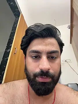 Royalboy_03's live cam