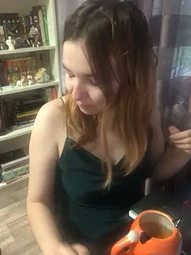 Velvet_Cry webcam