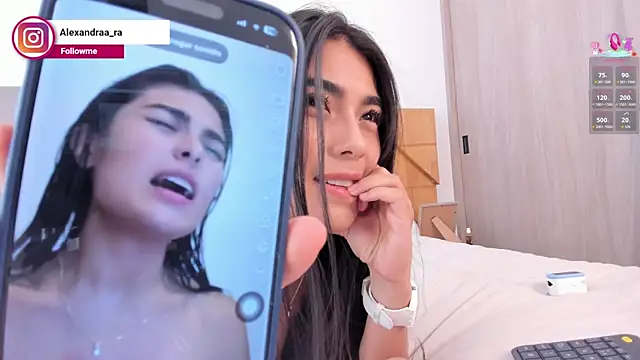 Alexandra_ra webcam