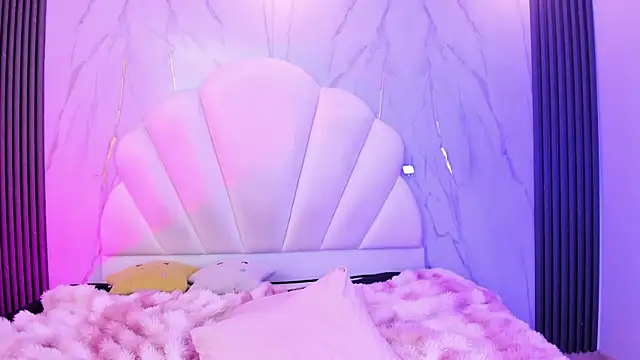 AliiceWonderland_ webcam