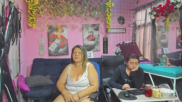 lesbiancuple webcam