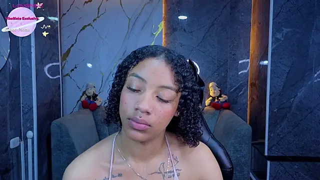 Violeth_b webcam