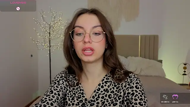 Real_cutie1 webcam