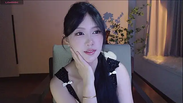 Wind-kiss668 live cam
